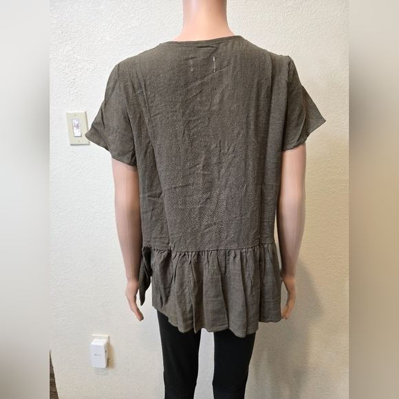 Love Sadie Green  Button Front Peplum Shirt Medium - Picture 4 of 7